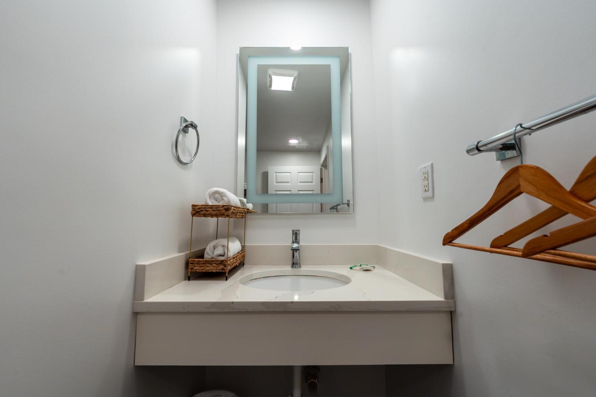 פורט פירס Seahorse Beach Bungalows מראה חיצוני תמונה